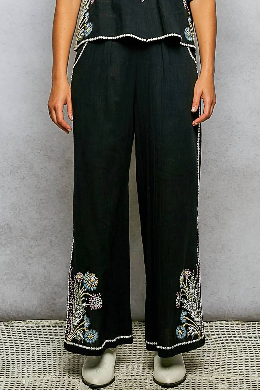 NEW POL embroidered floral pants in black